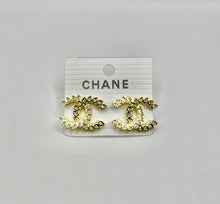  Earrings Ch